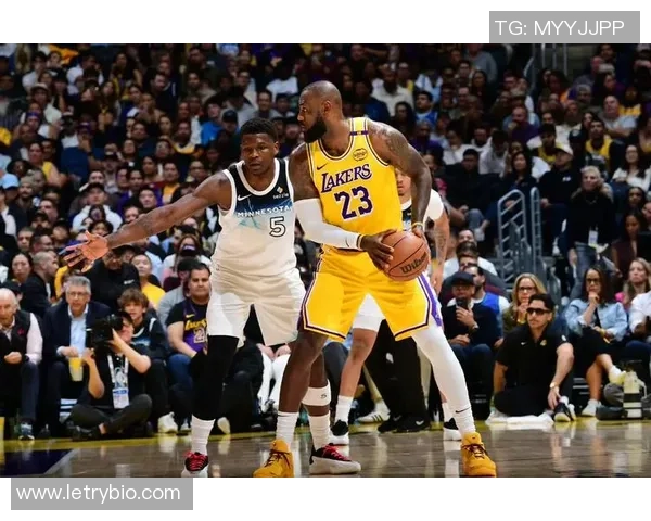 湖人森林狼激战回顾:18年11月8日的精彩对决与赛后分析